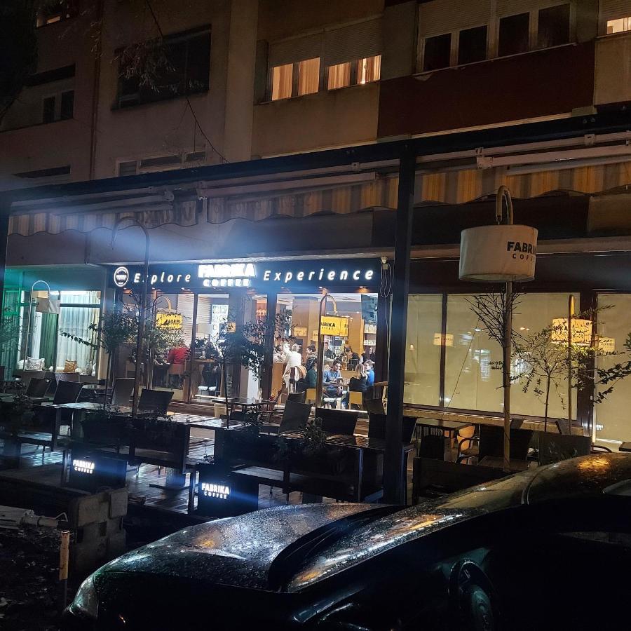 Apartman Pozoriste Penthaus 巴尼西卢卡 外观 照片