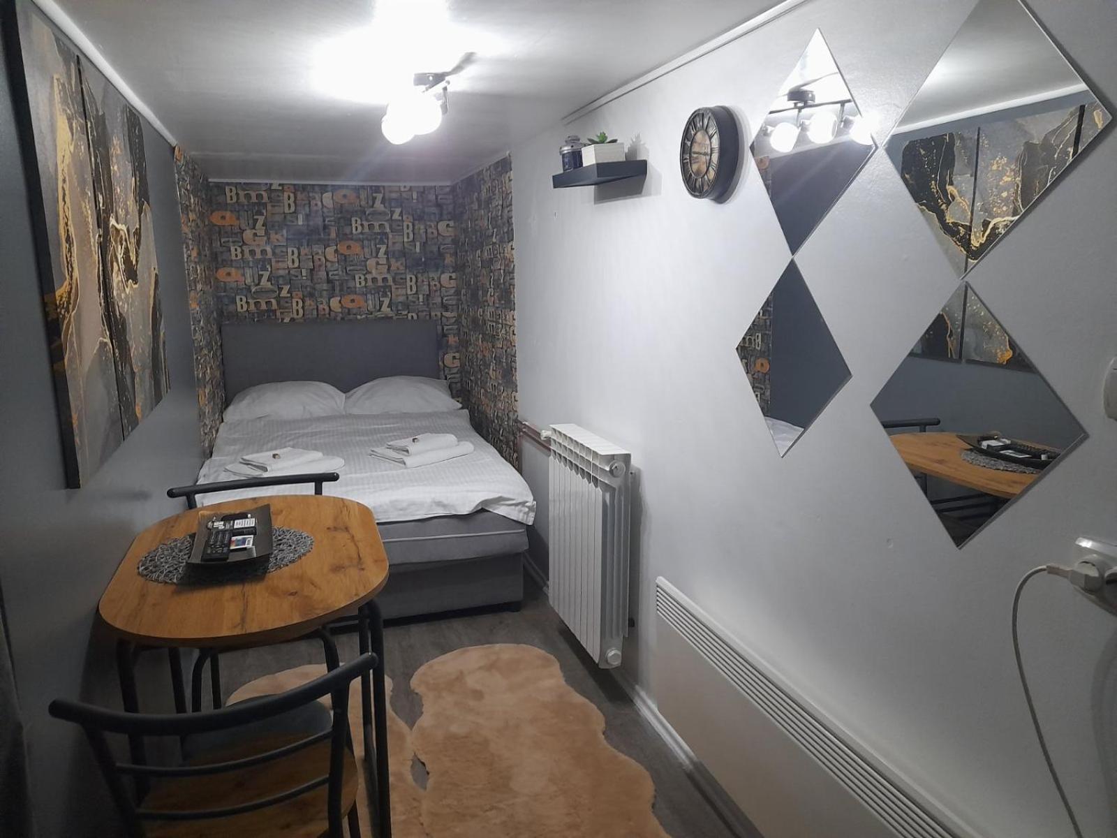 Apartman Pozoriste Penthaus 巴尼西卢卡 外观 照片