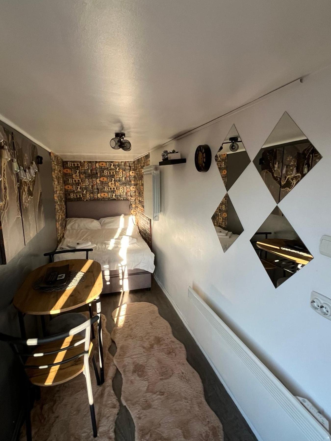 Apartman Pozoriste Penthaus 巴尼西卢卡 外观 照片